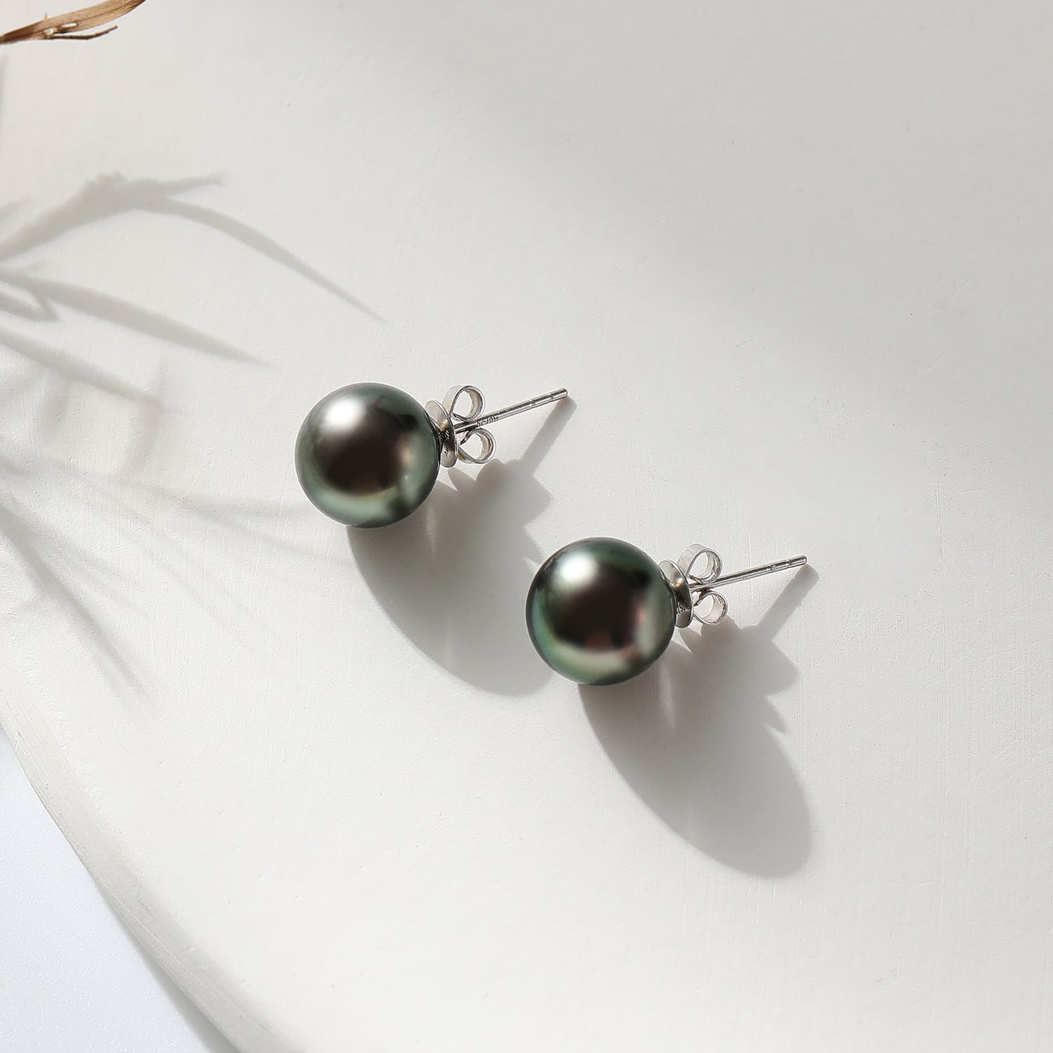 9.5-10.0 mm Tahitian Pearl Stud Earrings