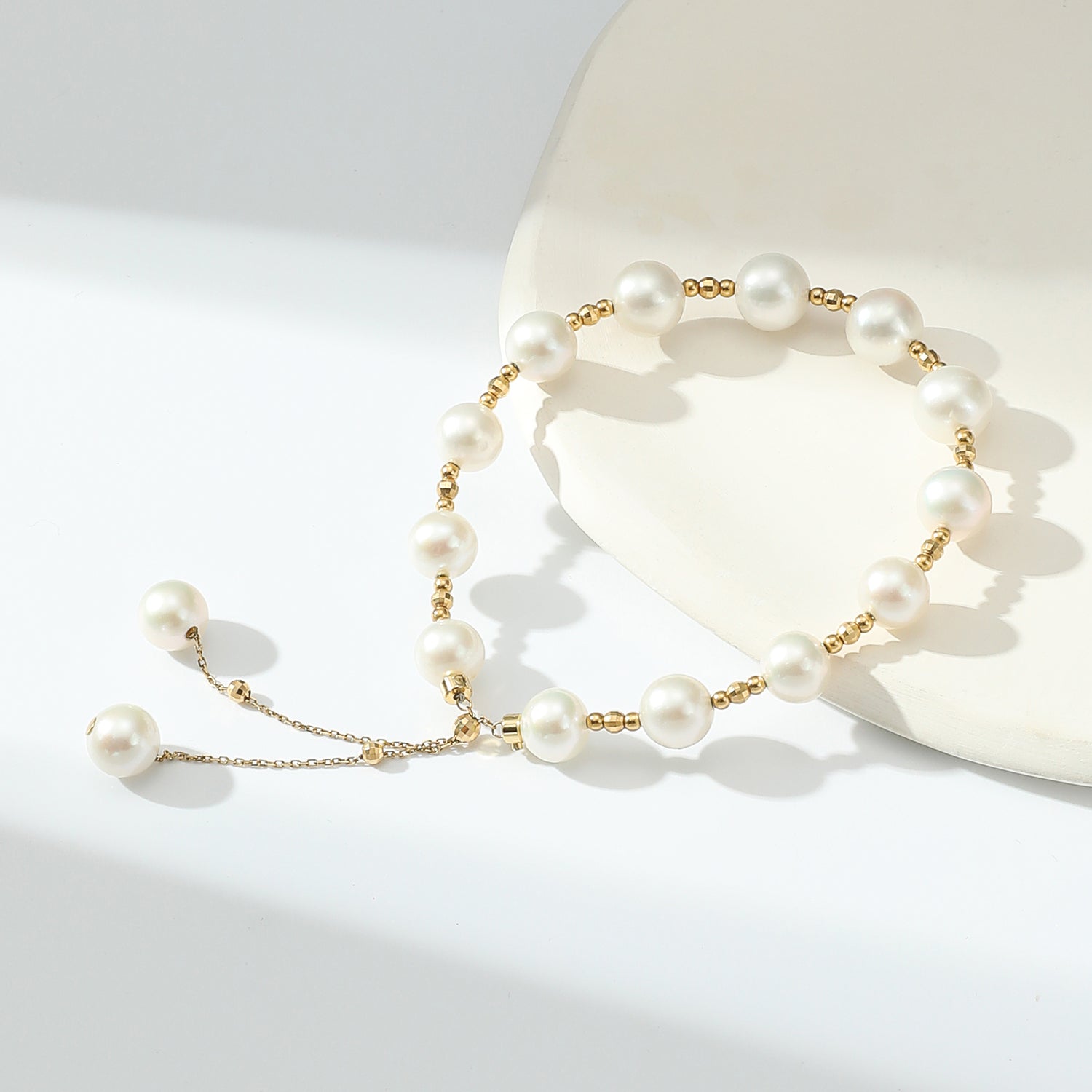 18K Gold 7.5-8.0 mm White Freshwater Pearl Bracelet